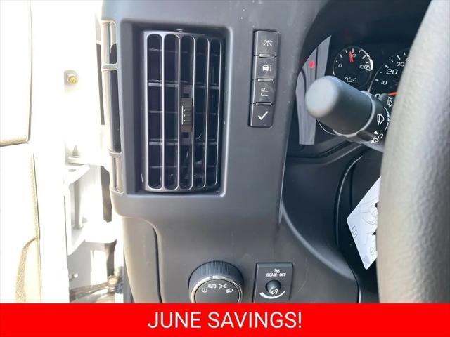 2025 Chevrolet Express Cargo Van RWD 2500 Regular Wheelbase WT