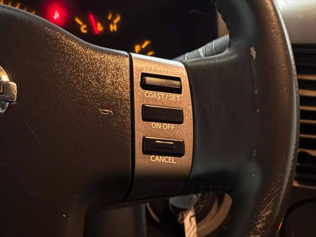 2005 Nissan Titan LE