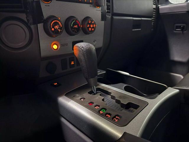 2005 Nissan Titan LE