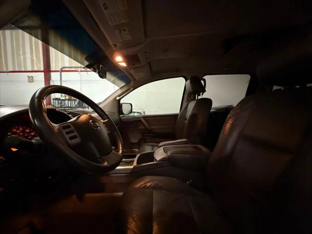 2005 Nissan Titan LE