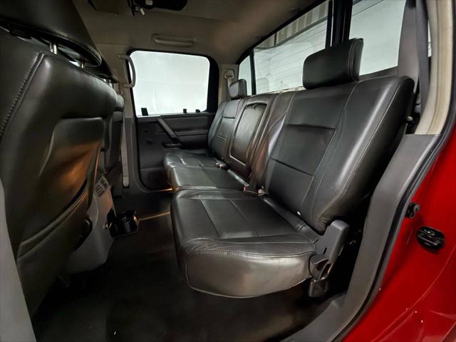 2005 Nissan Titan LE