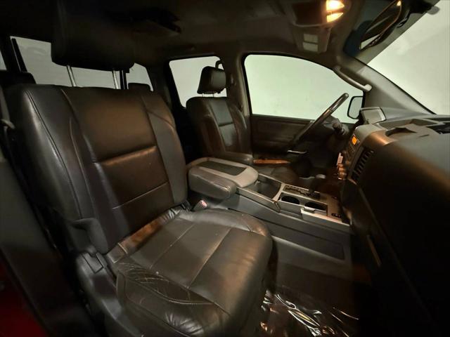 2005 Nissan Titan LE