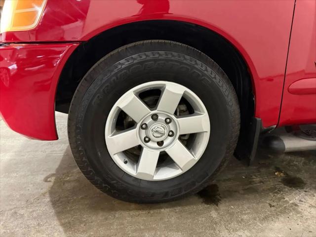 2005 Nissan Titan LE