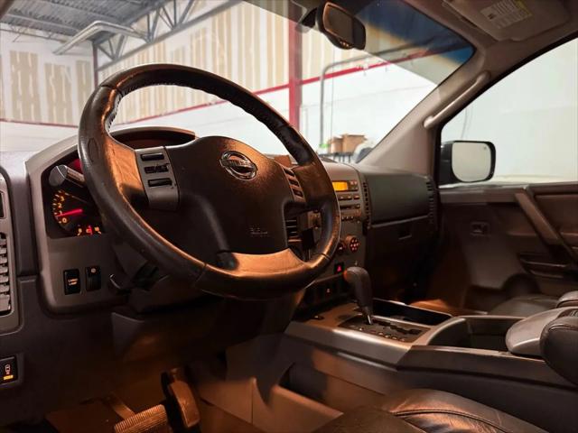 2005 Nissan Titan LE