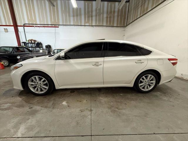 2014 Toyota Avalon XLE