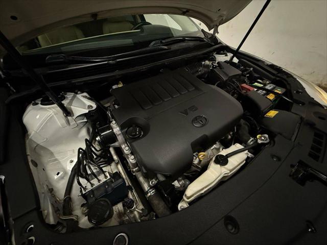 2014 Toyota Avalon XLE