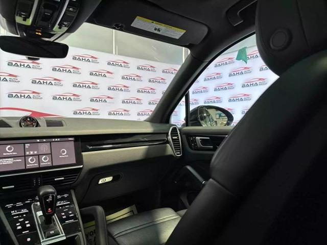 2021 Porsche Cayenne Base