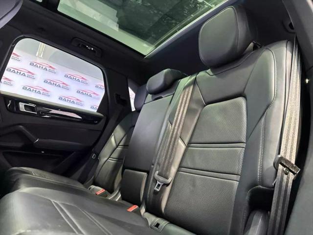2021 Porsche Cayenne Base