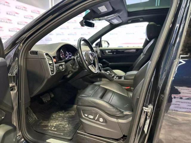 2021 Porsche Cayenne Base