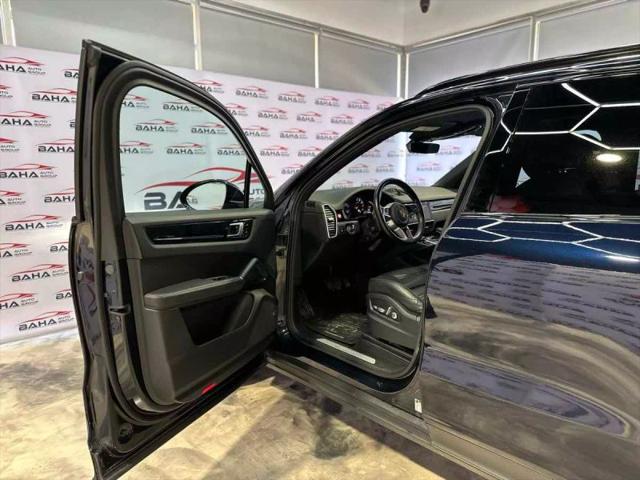 2021 Porsche Cayenne Base
