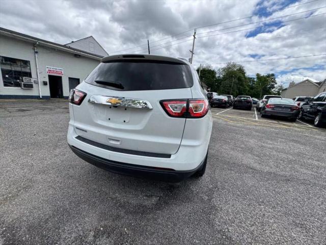 2017 Chevrolet Traverse LS