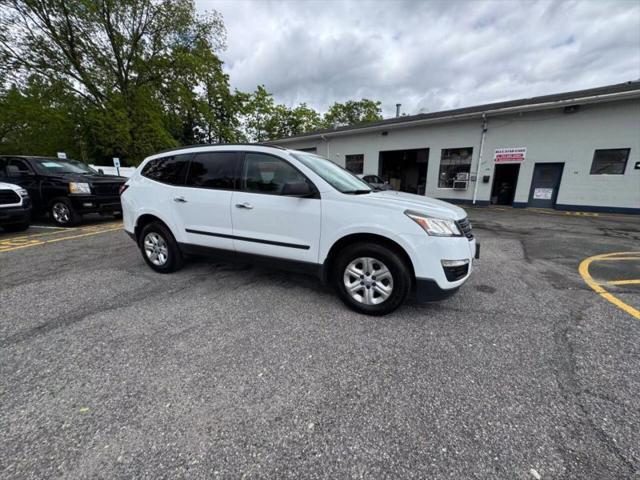 2017 Chevrolet Traverse LS
