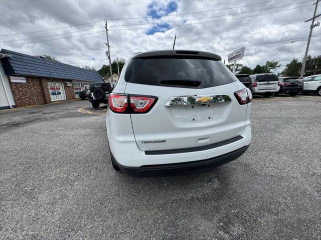 2017 Chevrolet Traverse LS
