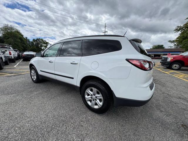 2017 Chevrolet Traverse LS