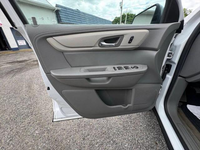 2017 Chevrolet Traverse LS