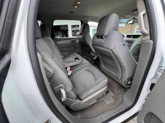 2017 Chevrolet Traverse LS