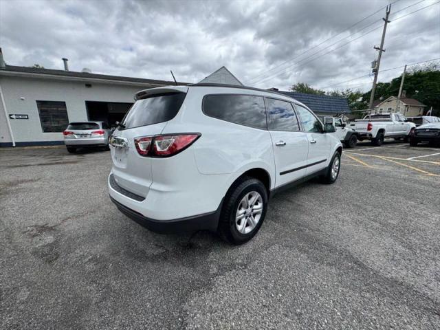 2017 Chevrolet Traverse LS