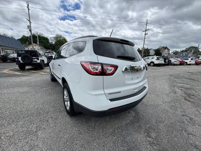 2017 Chevrolet Traverse LS