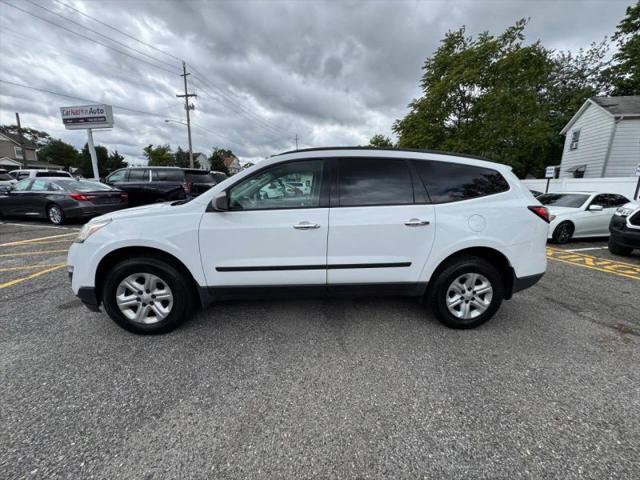 2017 Chevrolet Traverse LS