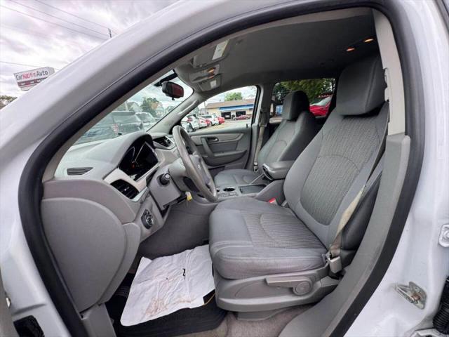 2017 Chevrolet Traverse LS