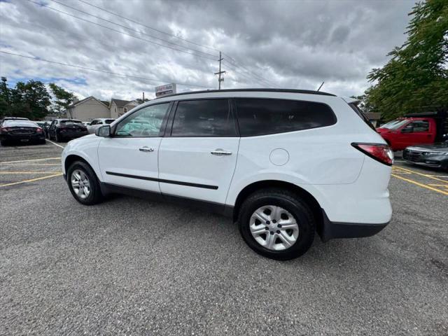 2017 Chevrolet Traverse LS