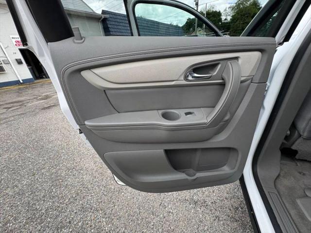 2017 Chevrolet Traverse LS