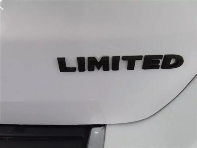 2017 Jeep Grand Cherokee Limited 4x2
