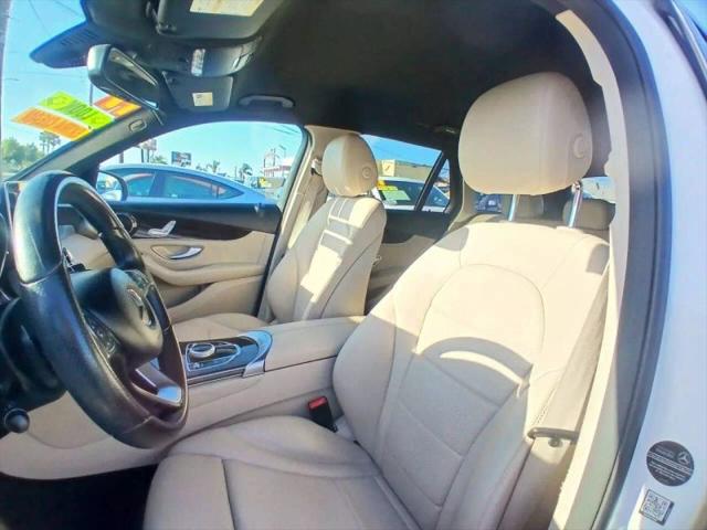 2017 Mercedes-Benz GLC 300