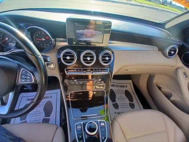 2017 Mercedes-Benz GLC 300
