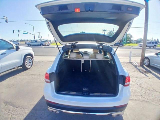 2017 Mercedes-Benz GLC 300