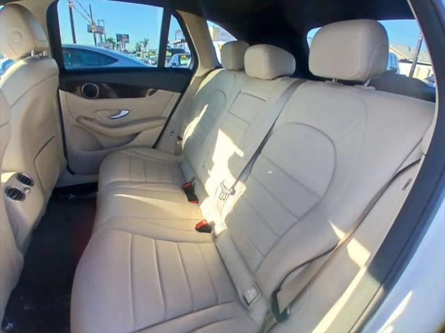2017 Mercedes-Benz GLC 300