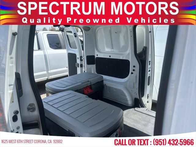2015 Nissan NV200 SV
