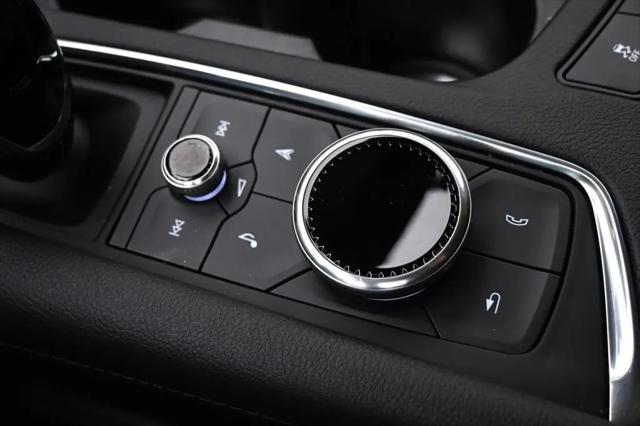 2025 Cadillac XT5 AWD Premium Luxury