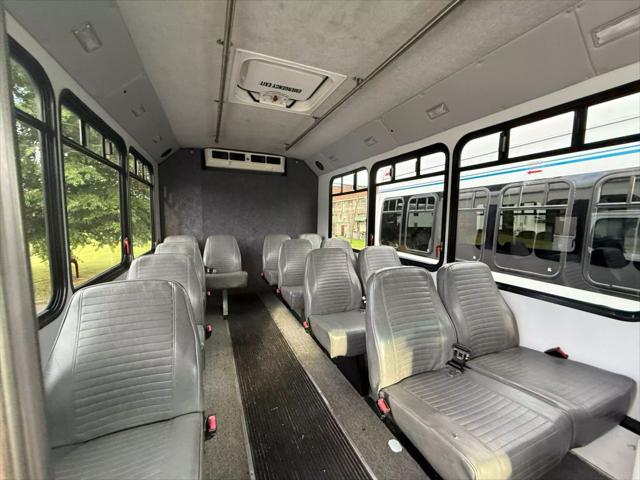 2013 Chevrolet Express Cutaway 4500 Diesel