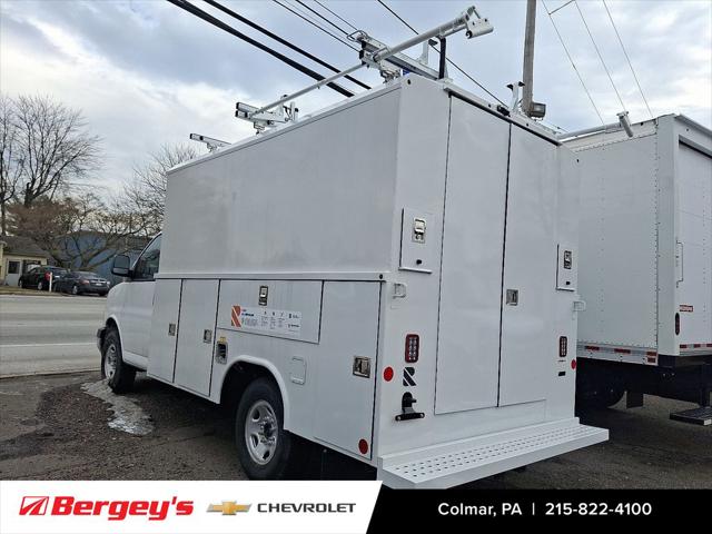2025 Chevrolet Express Cutaway Work Van