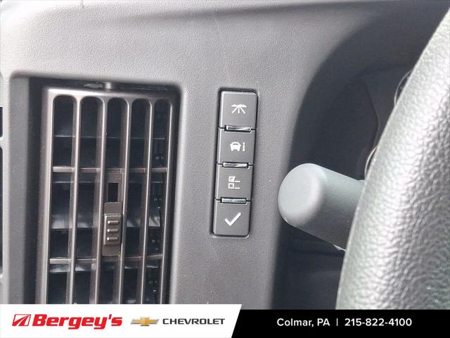 2025 Chevrolet Express Cutaway Work Van