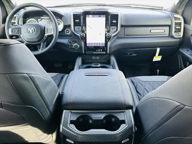 2025 Ram 1500 Big Horn Crew Cab 4x4 5'7" Box