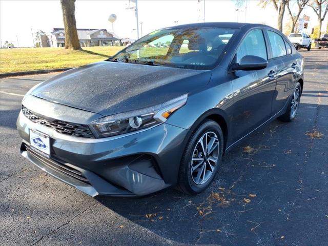 2022 Kia Forte LXS 2022 Kia Forte LXS