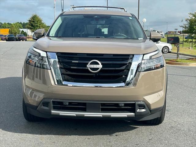 2024 Nissan Pathfinder Platinum FWD