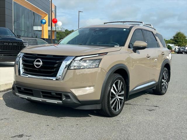 2024 Nissan Pathfinder Platinum FWD