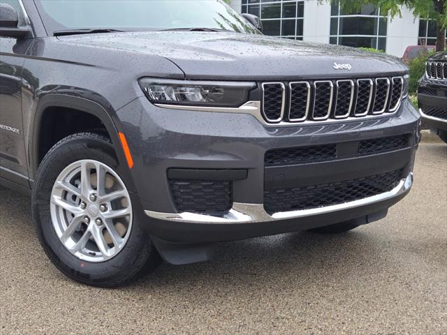 2025 Jeep Grand Cherokee GRAND CHEROKEE L LAREDO X 4X4