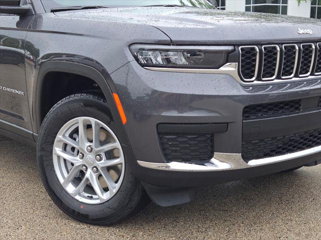 2025 Jeep Grand Cherokee GRAND CHEROKEE L LAREDO X 4X4