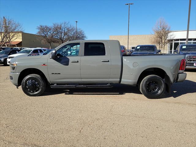2025 RAM Ram 3500 RAM 3500 LARAMIE MEGA CAB 4X4 64 BOX