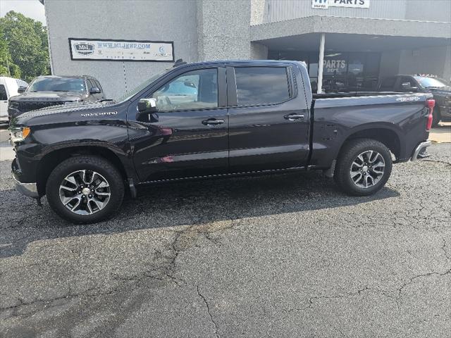 2023 Chevrolet Silverado 1500 4WD Crew Cab Short Bed LT with 2FL