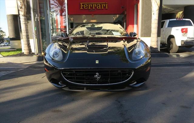 2013 Ferrari California 2dr Convertible
