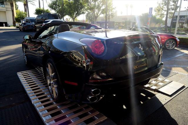 2013 Ferrari California 2dr Convertible