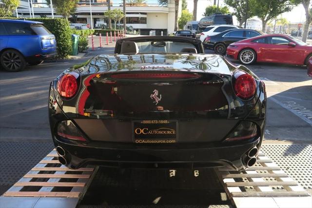 2013 Ferrari California 2dr Convertible
