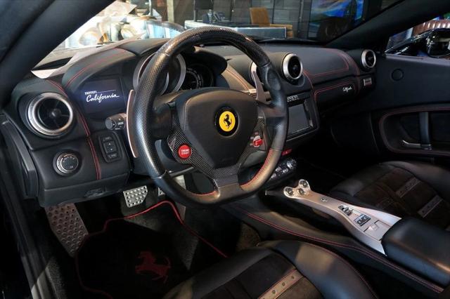 2013 Ferrari California 2dr Convertible