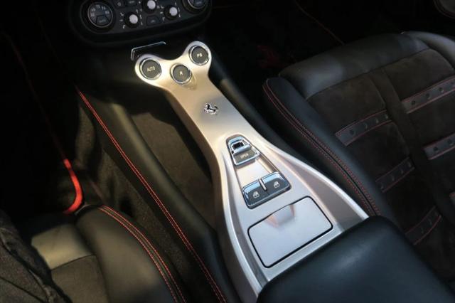 2013 Ferrari California 2dr Convertible