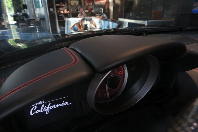 2013 Ferrari California 2dr Convertible